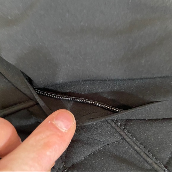 Andrew Marc New York puffer jacket size large - Picture 8 of 9